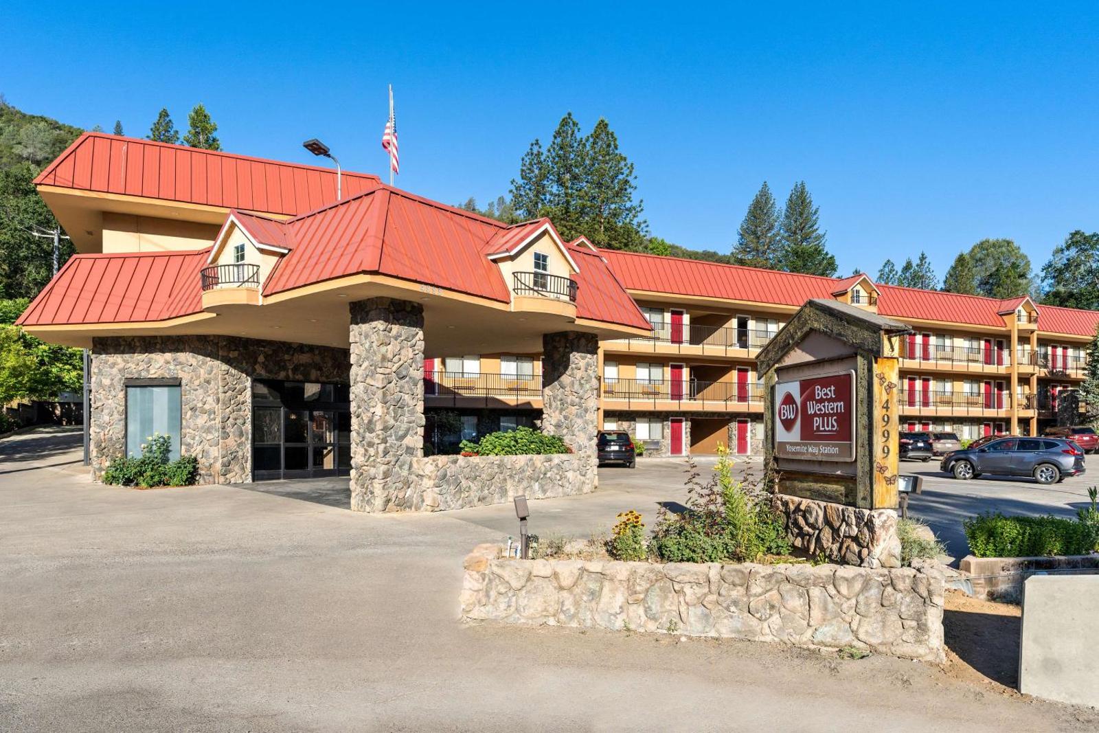 Best Western Plus Yosemite Way Station Motel